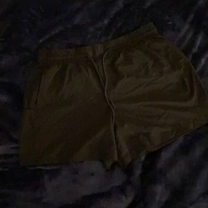 avalanche black athletic shorts large